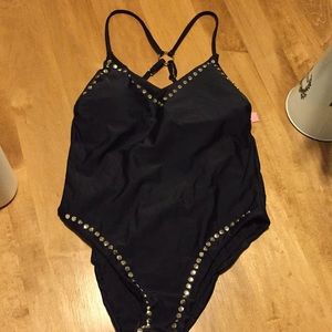 Detailed Onepiece bathing suit